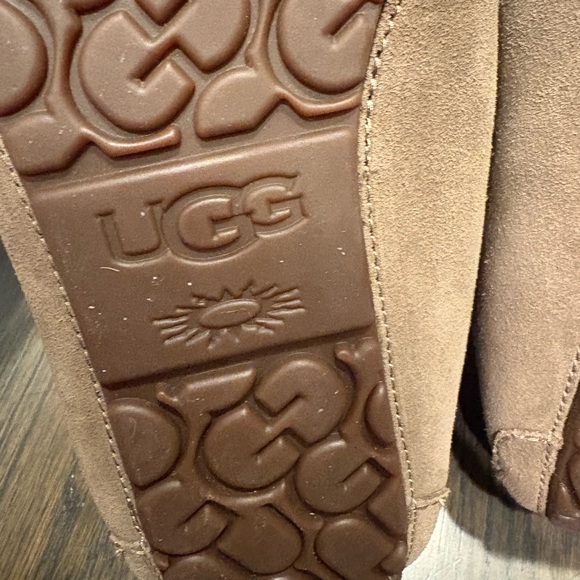 Corvin UGG mens Brown Moccasins with Bow slippers wool size 44 nwt - Picture 12 of 15